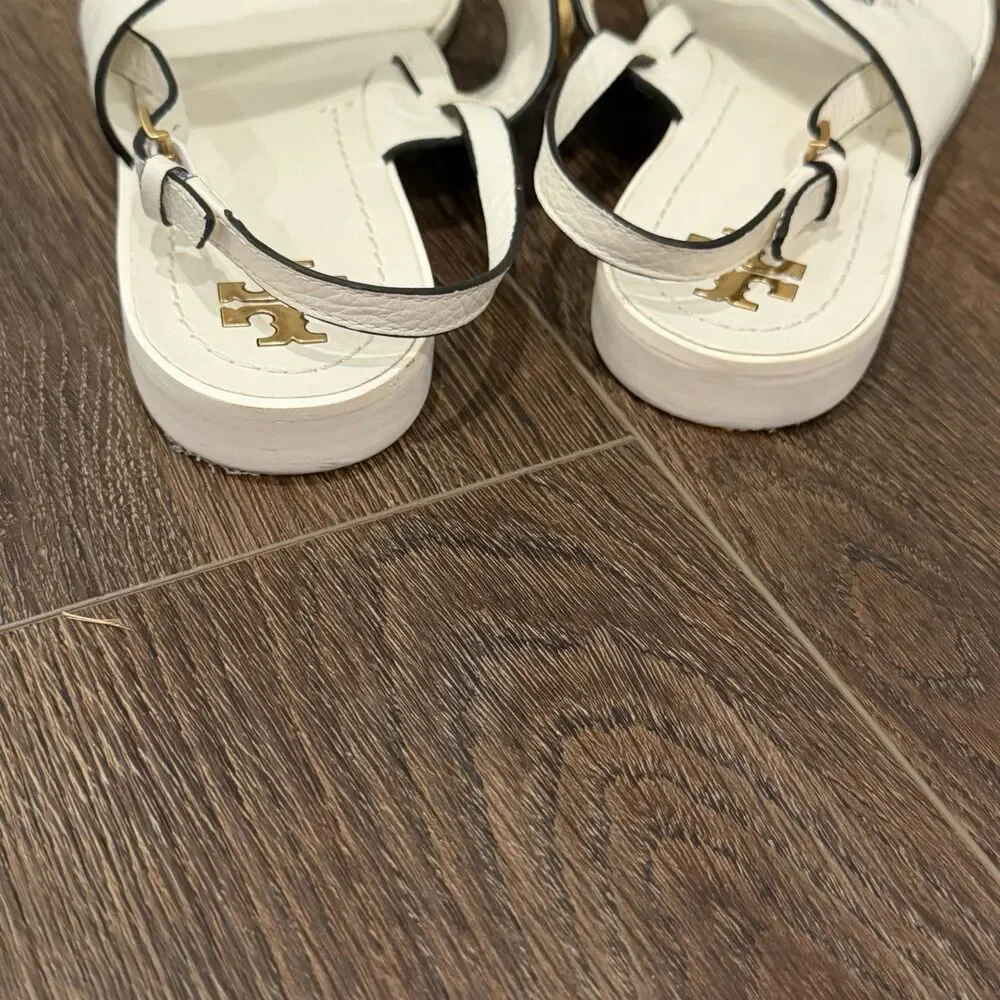 Tory Burch Adrien Sandals 7.5M Ivory White Leather Gold Chain Flat Toe Ring
